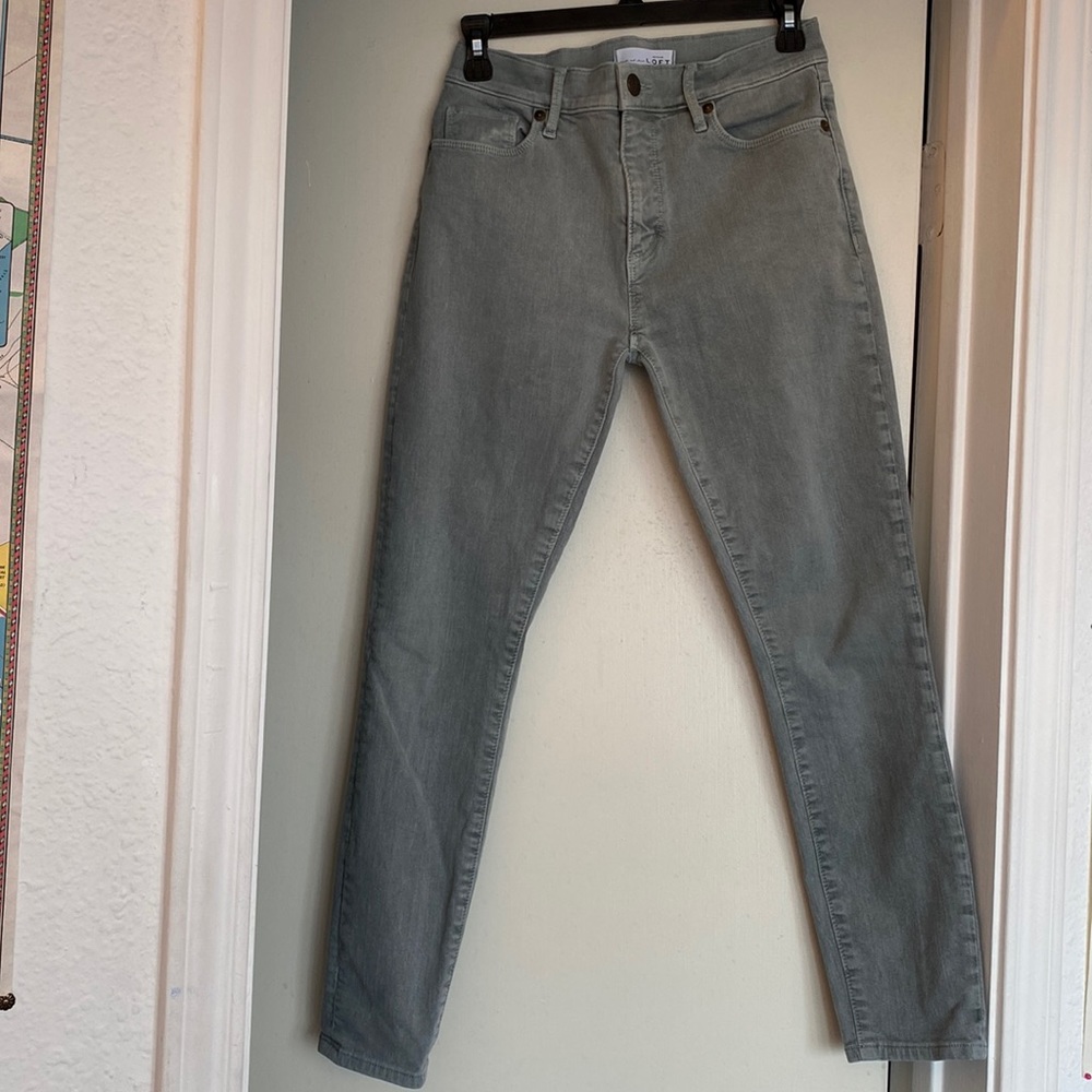 Sage colored Jeans / Size 25 / Loft